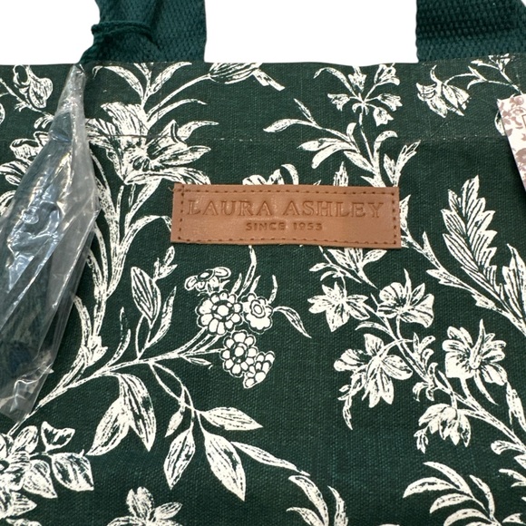 NEW Laura Ashley FLORAL REUSABLE TOTE with Double Handles Dark Green - Picture 4 of 5
